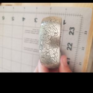 Vintage Kirk Stieff Cuff Bracelet Pewter Engraved Violet flower